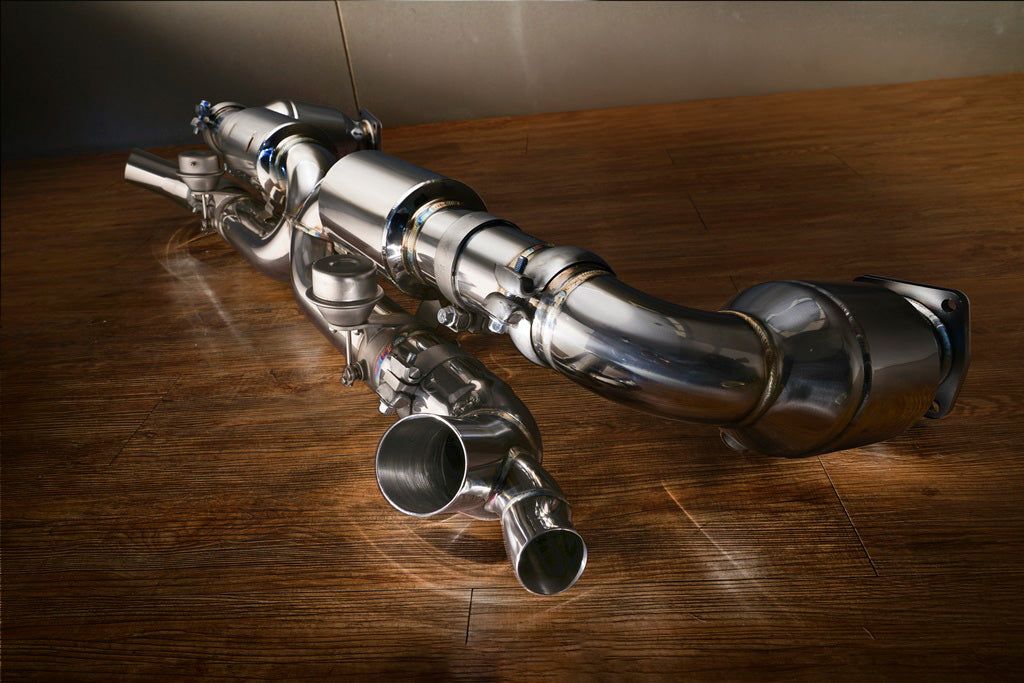Performance Valvetronic exhaust for Porsche 991 Turbo with aggressive tone and on-demand quiet mode
